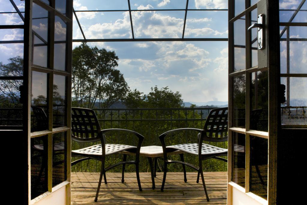 Sunset Manor Bed & Breakfast Mbombela Bagian luar foto