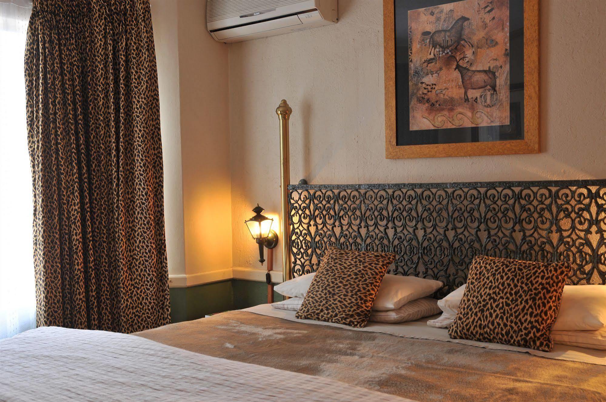 Sunset Manor Bed & Breakfast Mbombela Bagian luar foto