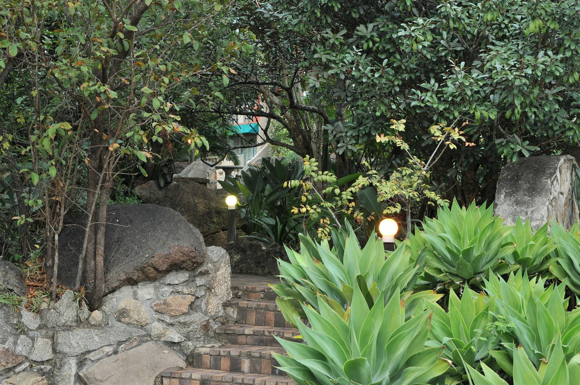 Sunset Manor Bed & Breakfast Mbombela Bagian luar foto